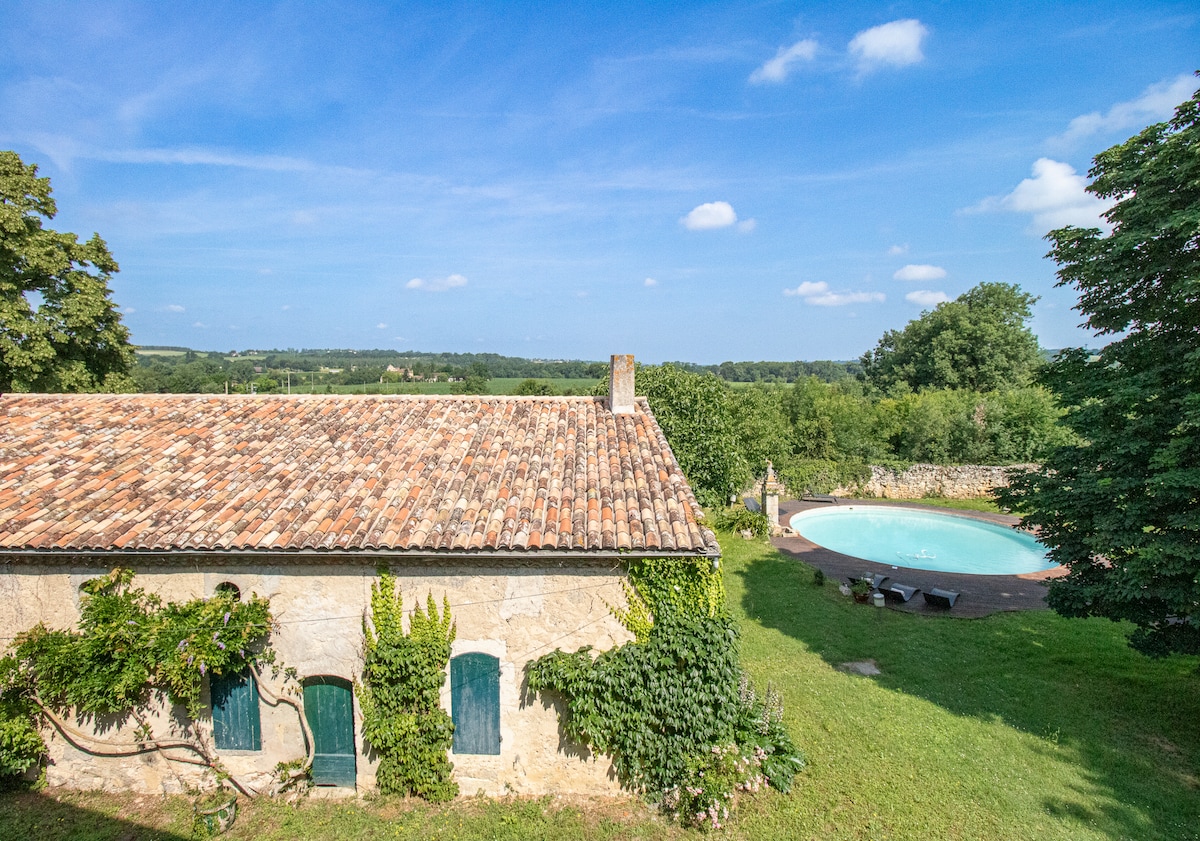 Suite famille-Maison de maître piscine-5min Nérac