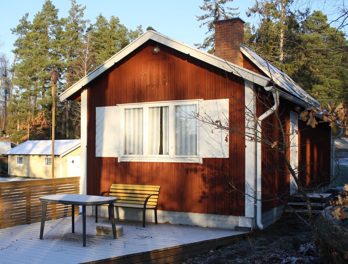 Mälaren附近有自己的小木屋。 洗澡、桑拿出租