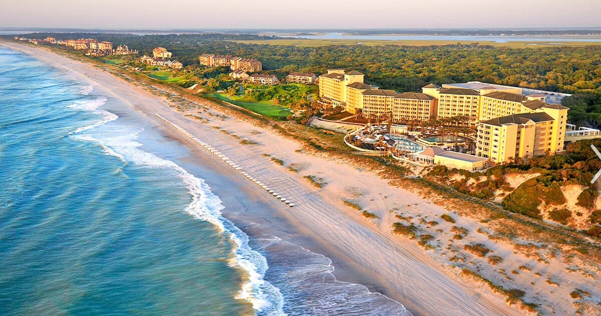 Amelia Island Plantation Villa #2
Steps to beach