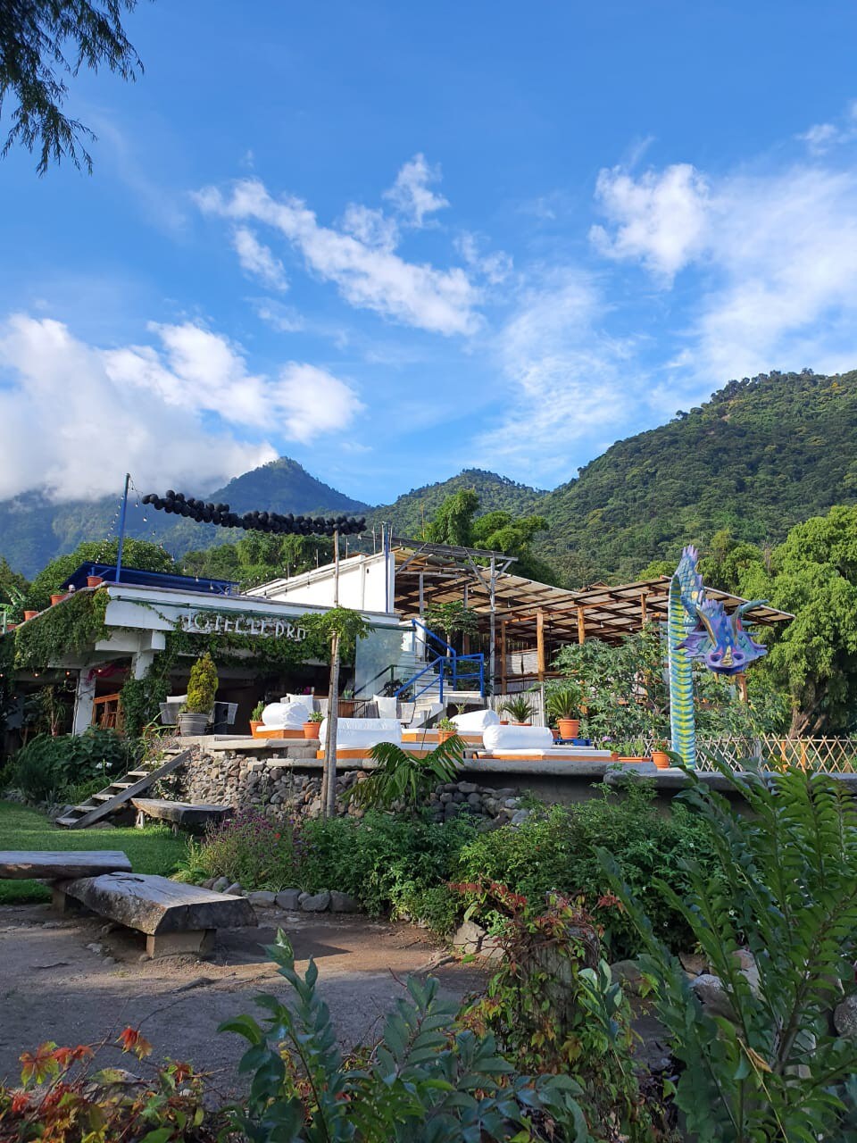 El Dragon Hotel - On the shores of Lake Atitlan(2)