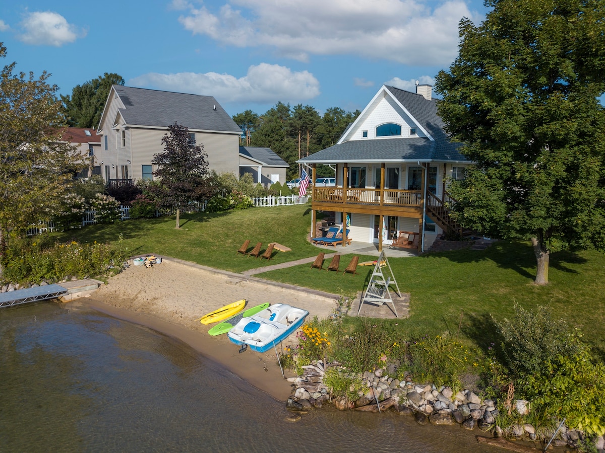 Cottage on Crystal Clear All Sports Lake