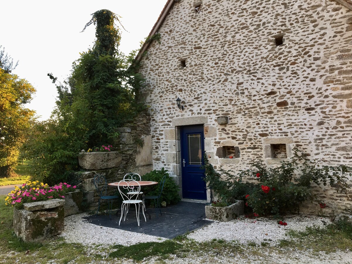 Petite maison à la campagne "Hirondelle"