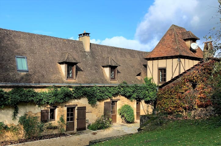 萨拉拉卡内达 (Sarlat-la-Canéda)的民宿