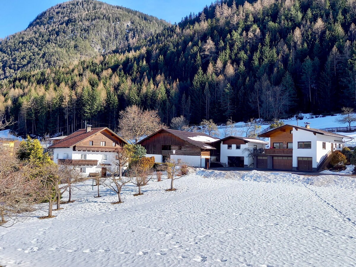 Idyllisches Ferienhaus 1000 m ü.M. mit Bergblick!