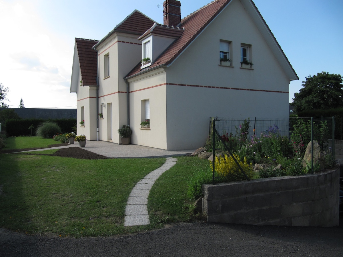 beuvraignes住宅里的独立房间beuvraignes美丽房屋的独立房间