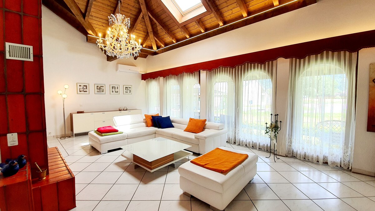 浪漫别墅（ Villa Romantica ） -一座充满魅力和空间的房子
