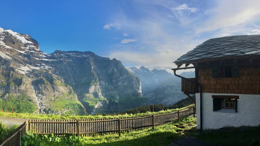 卢达本纳(Lauterbrunnen)的民宿