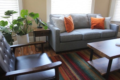 Chic 2BR Urban Retreat | Downtown Kalamazoo