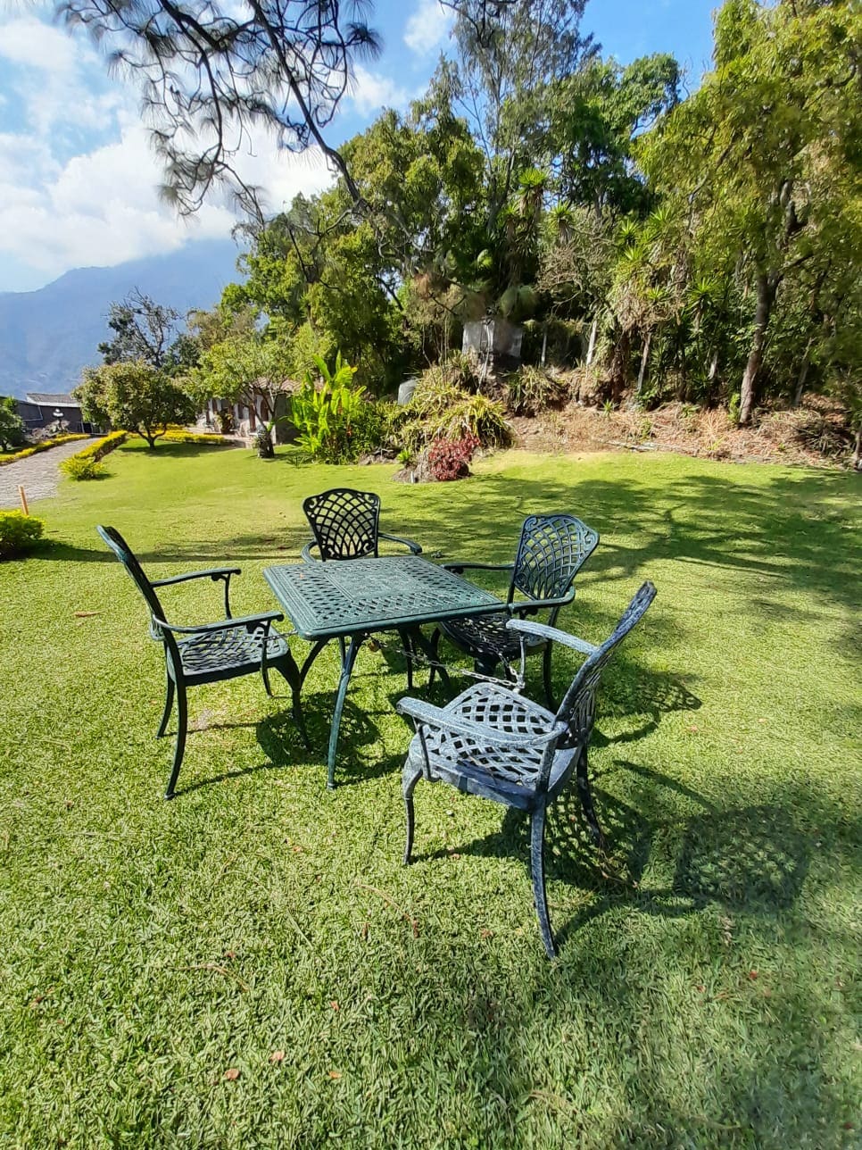 Casa familiar en Santiago Atitlán Frente al Lago