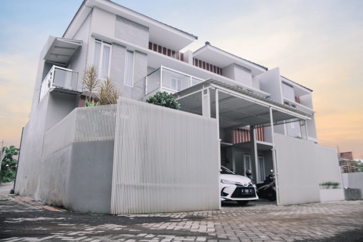 Thon House Near Jatim Park 3