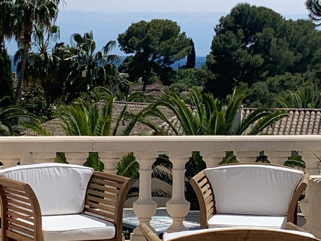 Sea view, calm, Villa Mademoiselle d'Azur, Antibes