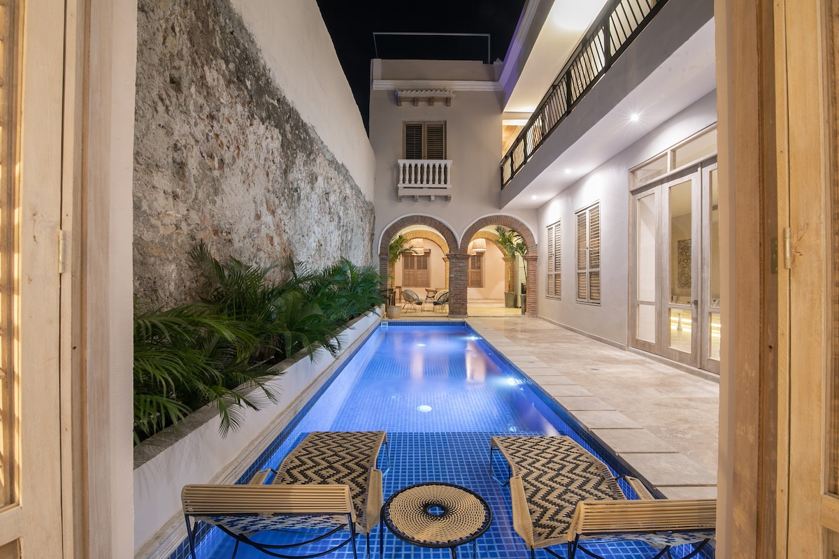 7 Bedroom Luxury Villa in Walled City
