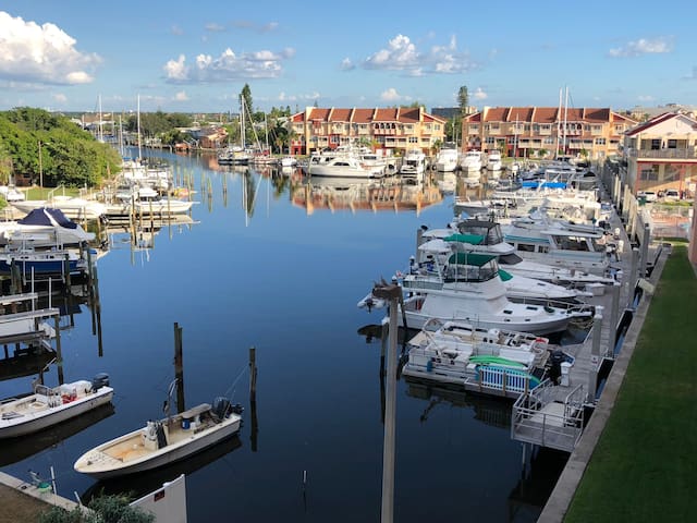 马德拉海滩(Madeira Beach)的民宿