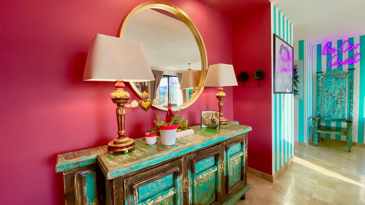 Magenta House - An Eclectic Oasis