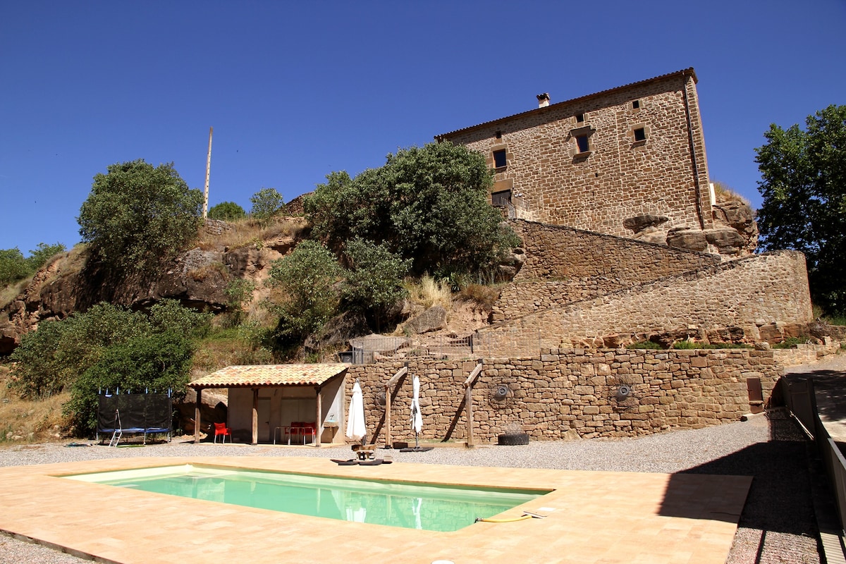 Beautiful Villa with swimming pool and river ; )