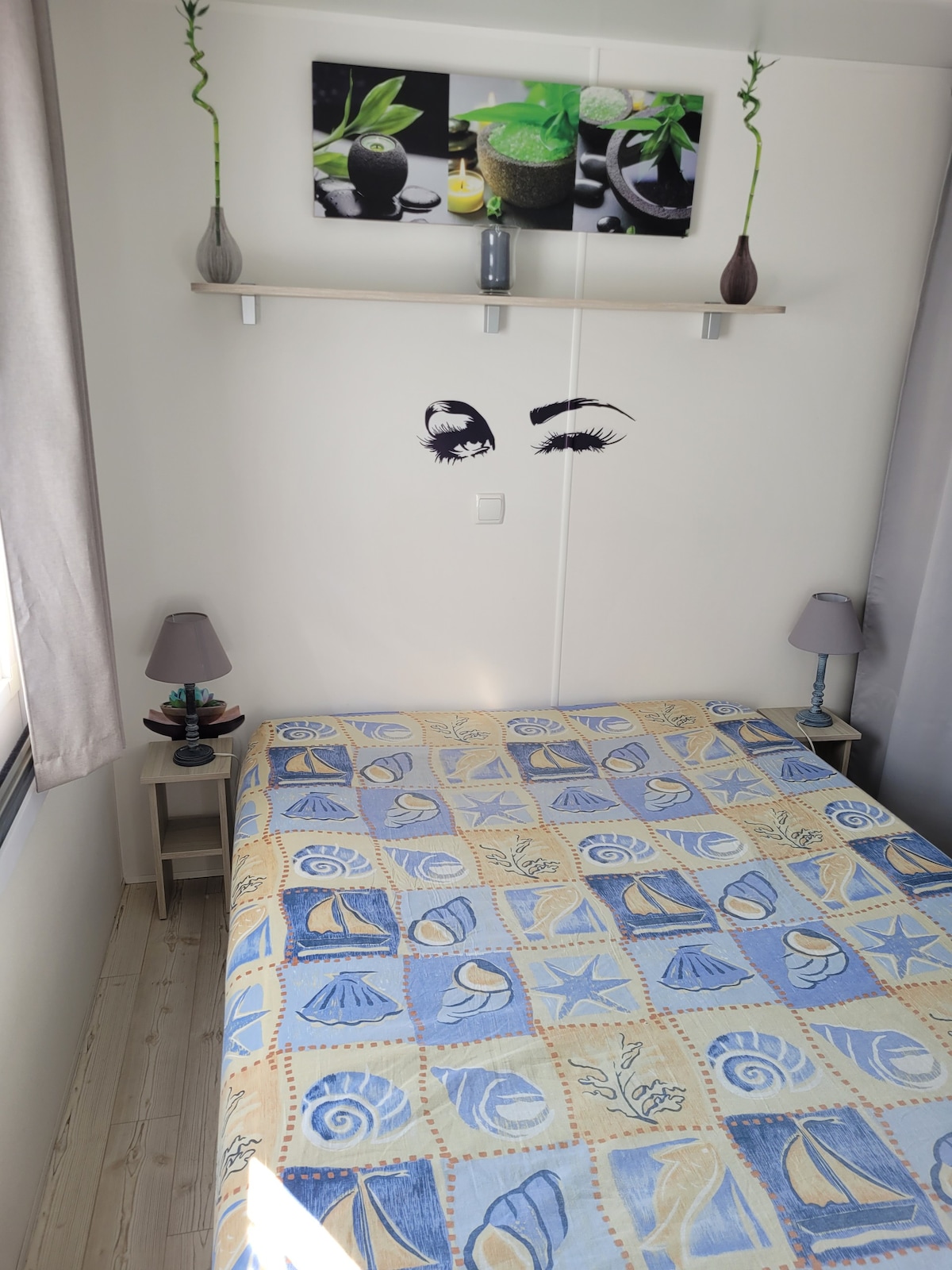 MOBIL-HOME 2 a 6 pers . royan  camping 4 *