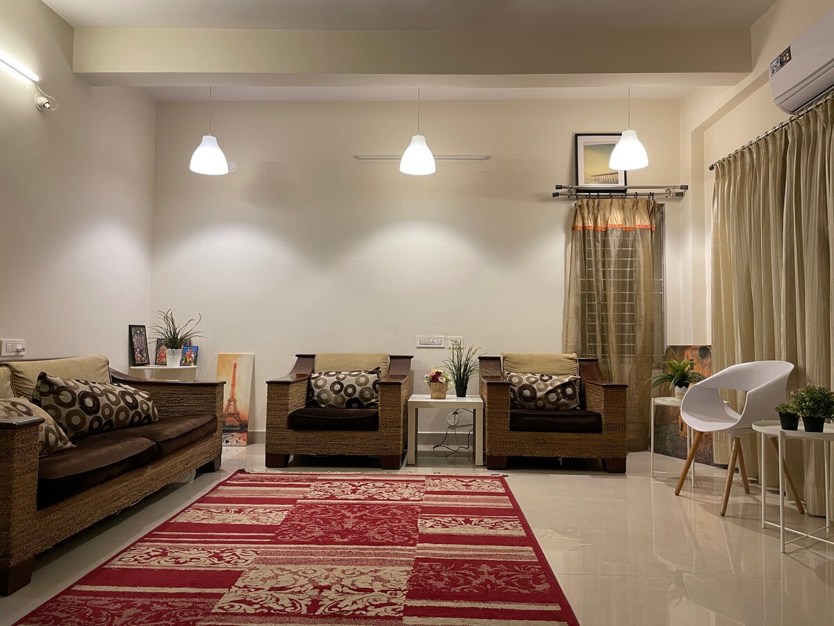 Happy Homes- Luxurious 3BHK Fully Furnished