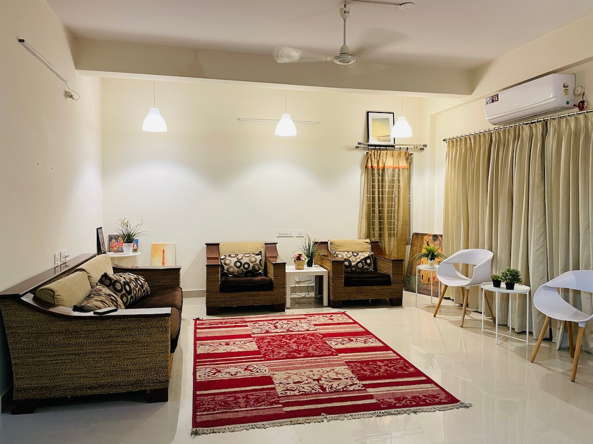 Happy Homes- Luxurious 3BHK Fully Furnished