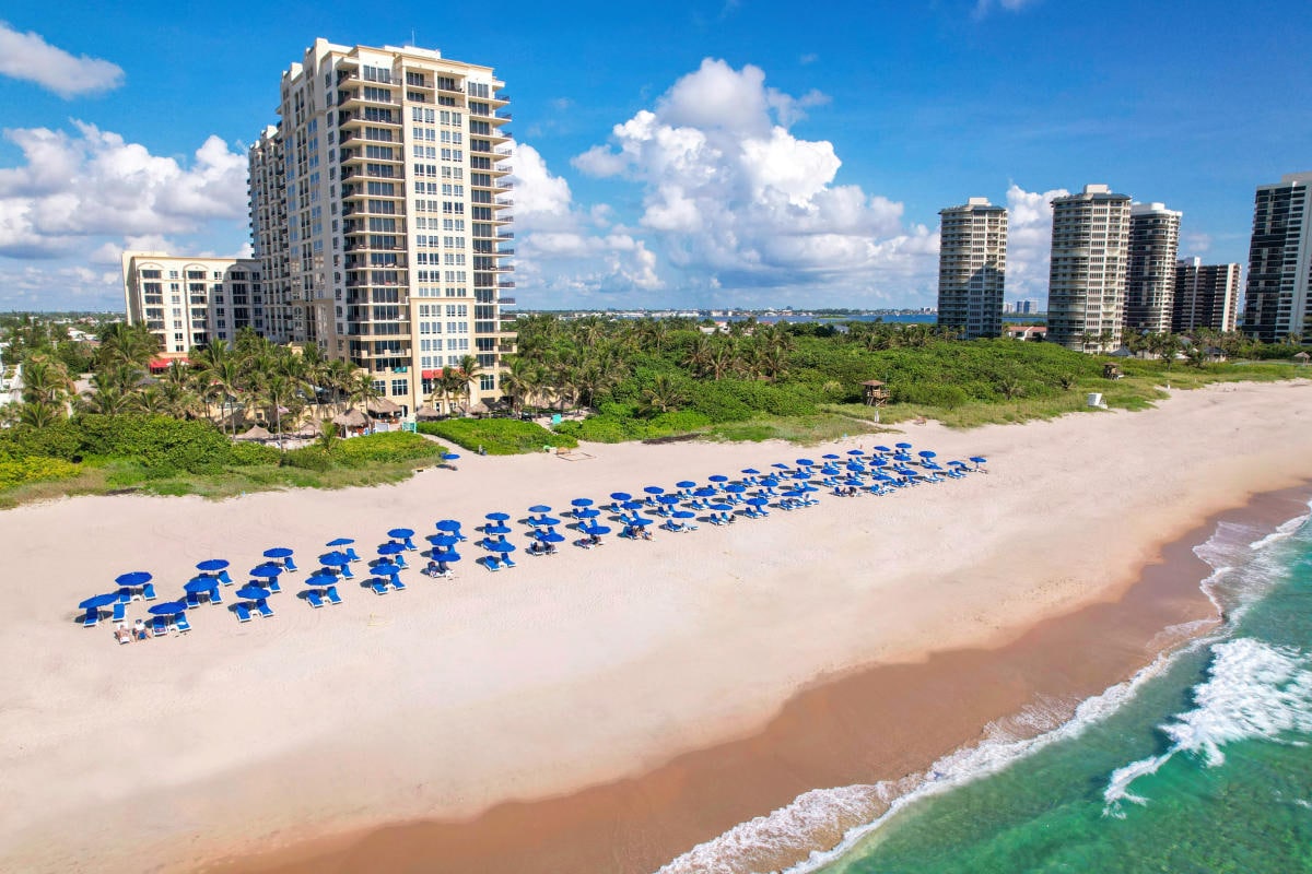 1408 Beachfront: 2 Bedrooms Marriott +Water Slide