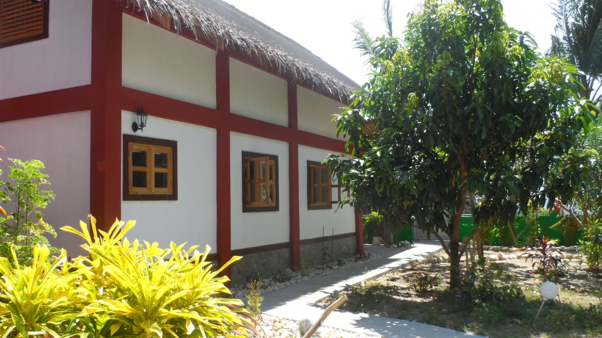 Cresta de Gallo附近的Sibuyan海滩别墅最多可供4人入住