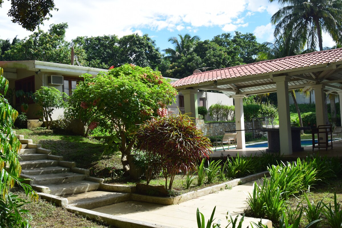 Country House with Pool nearby Managua