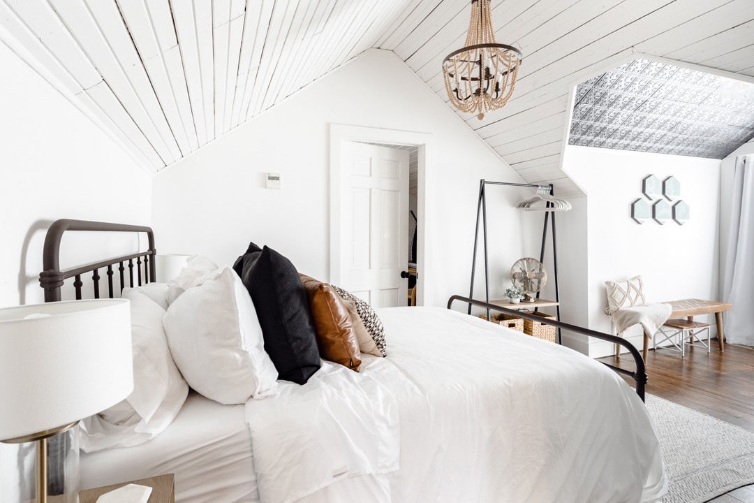 The Attic - Downtown Loft in Mountain Home