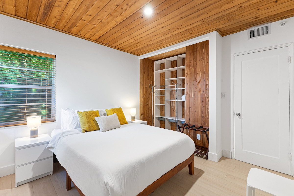 Welcoming Airbnb Walkig distance to Las Olas Blvd