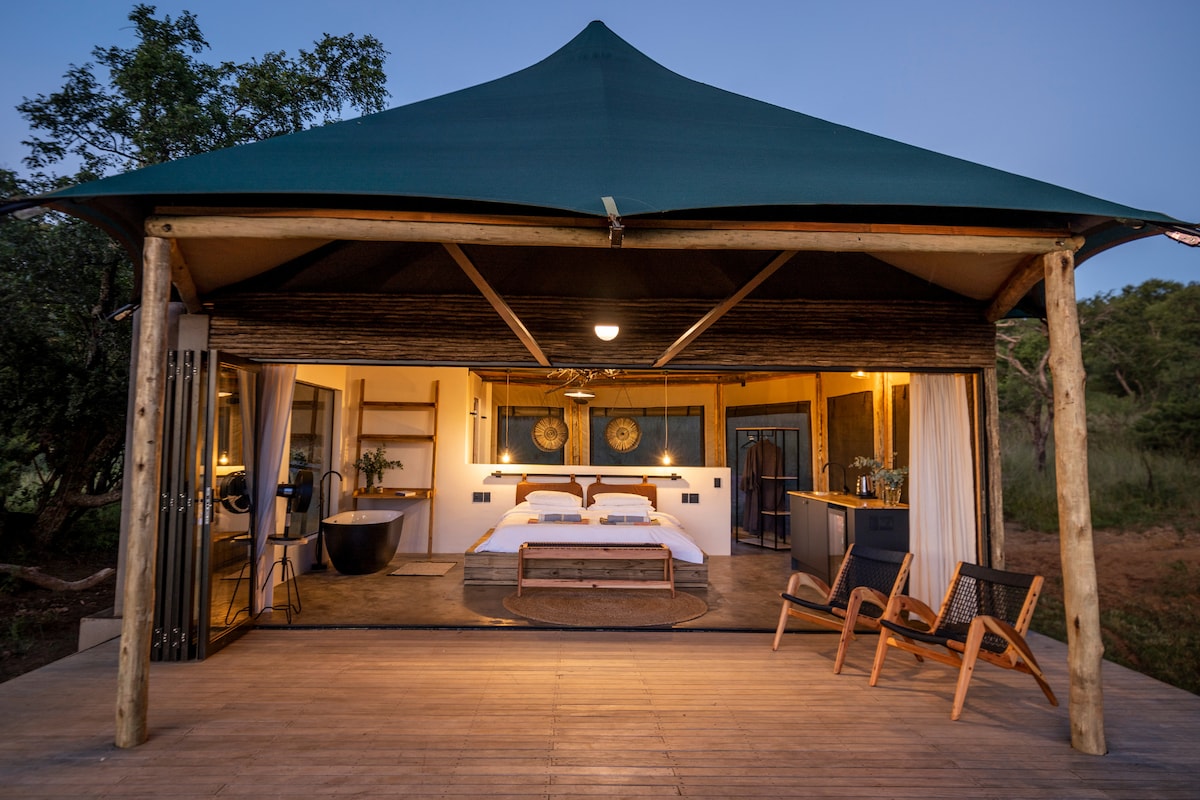 Sasi Bush Lodge Morning Luxury Safari Tent