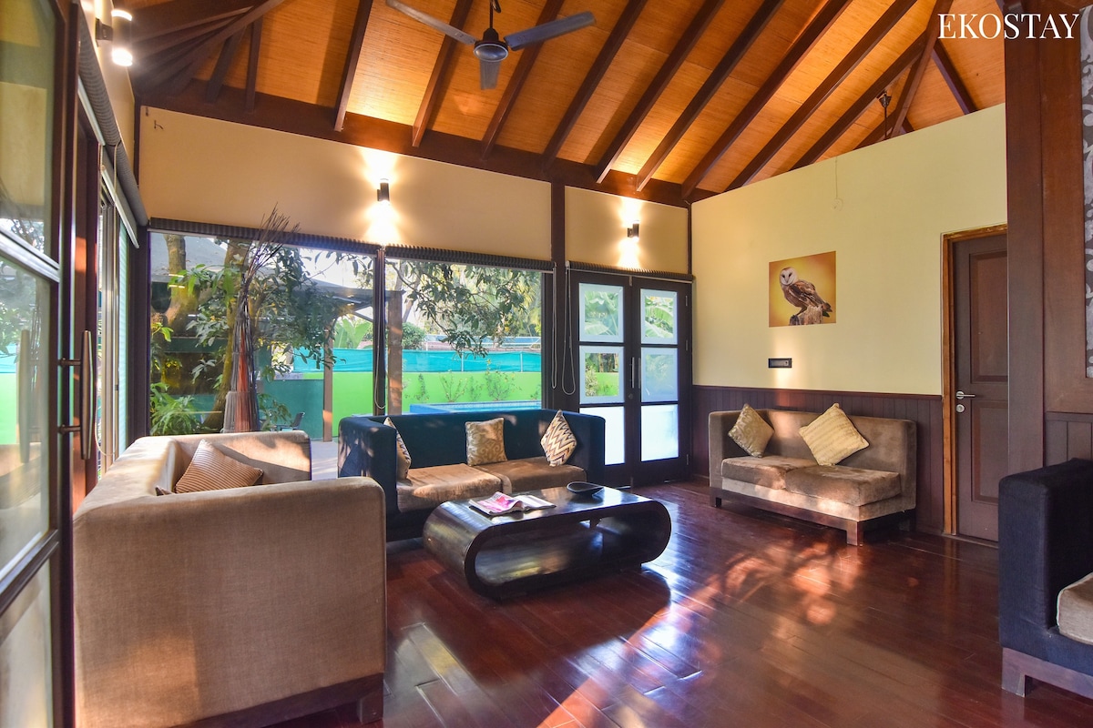 EKOSTAY | Bali Style Villa- Next to Mandwa Jetty