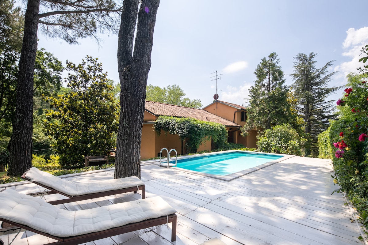 Villa La Bruscola - Villa with pool in Mugello