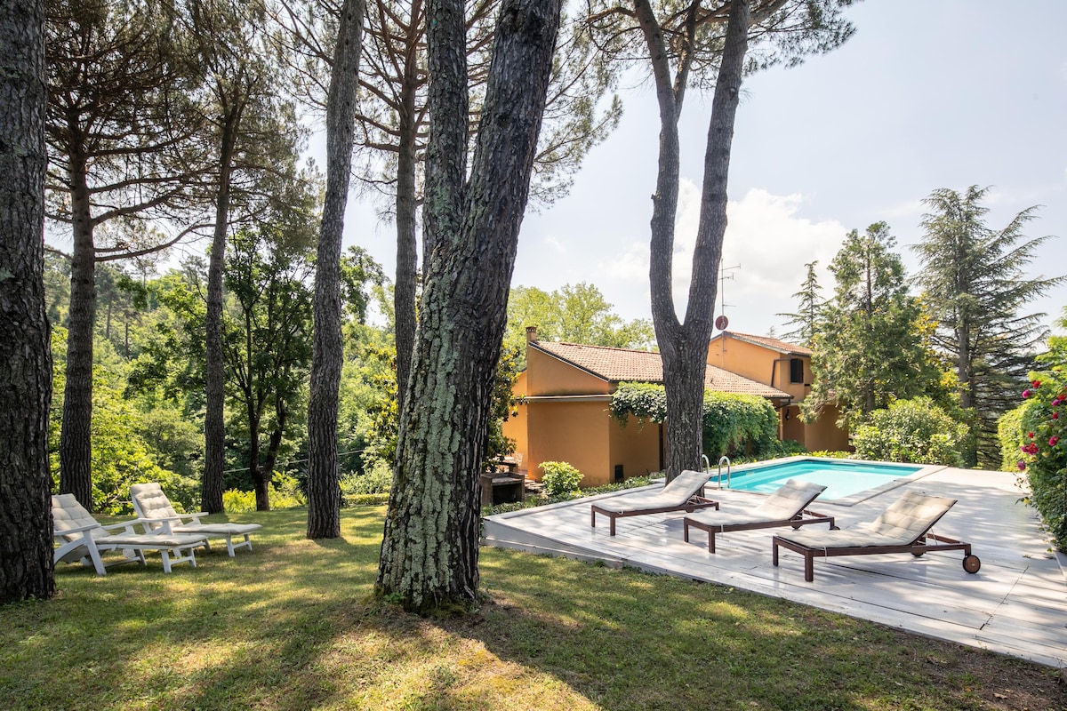 Villa La Bruscola - Villa with pool in Mugello