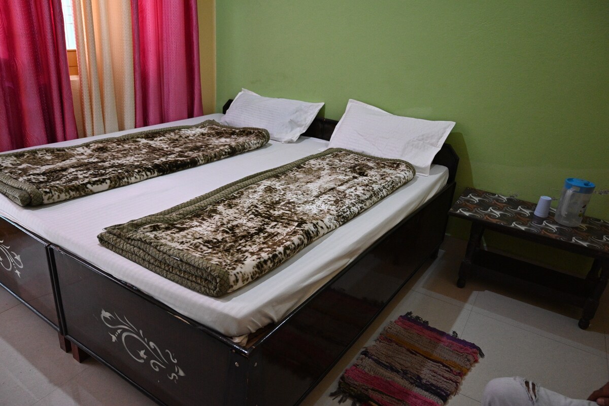 Arun Home Stay, Barkot