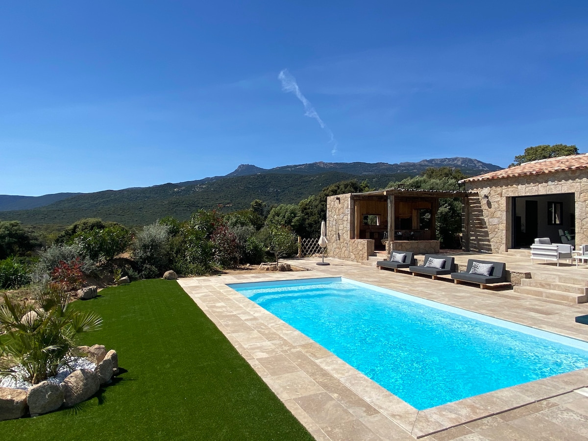 Villa avec vue à l'infini, piscine privative