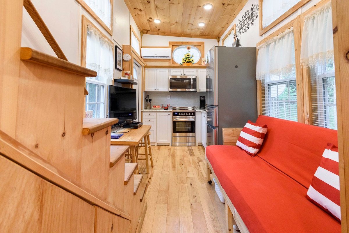 Lookout Mountain - The Royal Iris的Tiny home