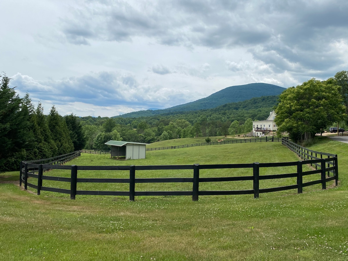 Afton, Mountain View Mini Farm