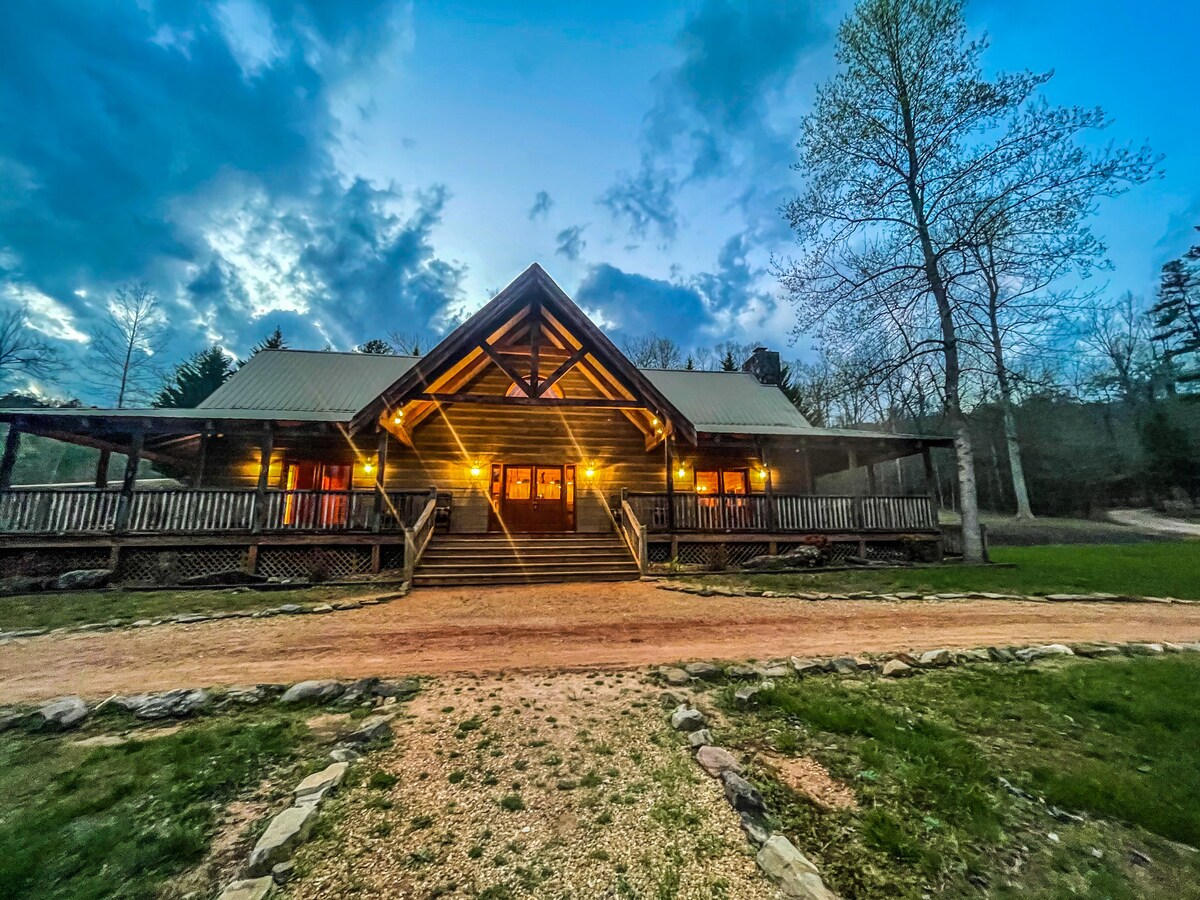 NEW Twin River Cabin @ Soquee River - N. Georgia