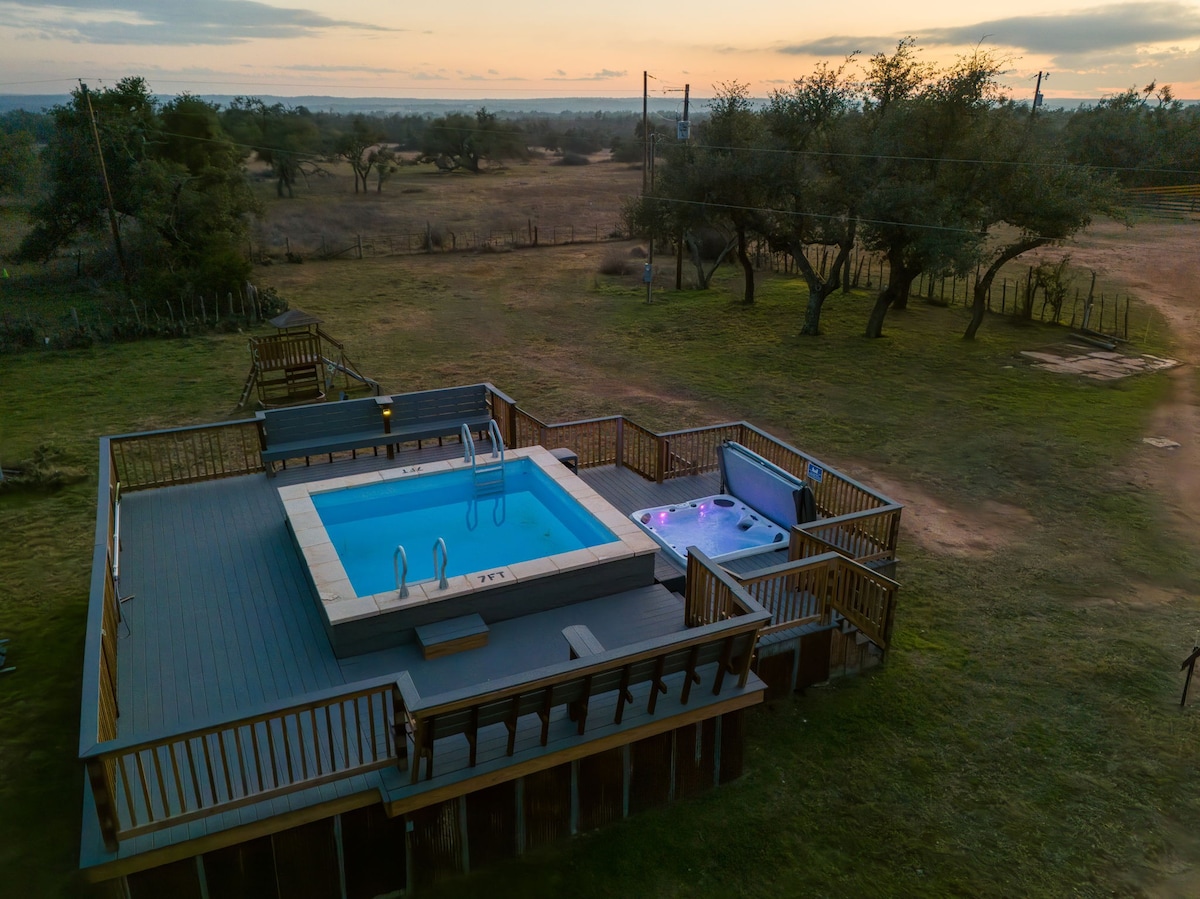很棒的房子，热水浴缸/游泳池，景观， Willow Sky Ranch