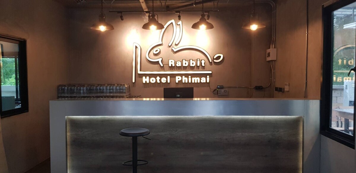 Rabbit Hotel Phimai漂亮的标准双人客房