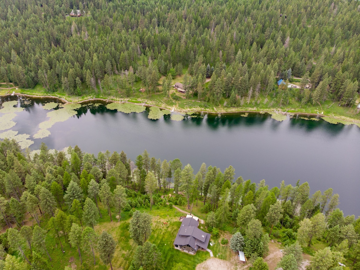 "Home on Private Lake- Perfect for Families