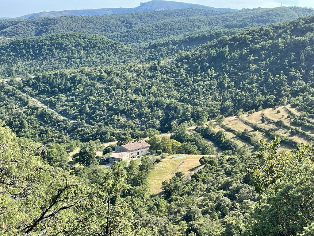 Mas Ardéchois entouré de 100 hectares de verdure