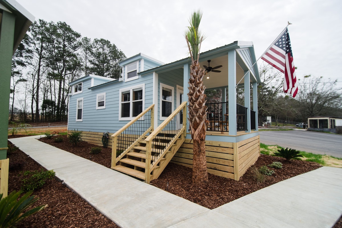 Tiny Home, Big Lake