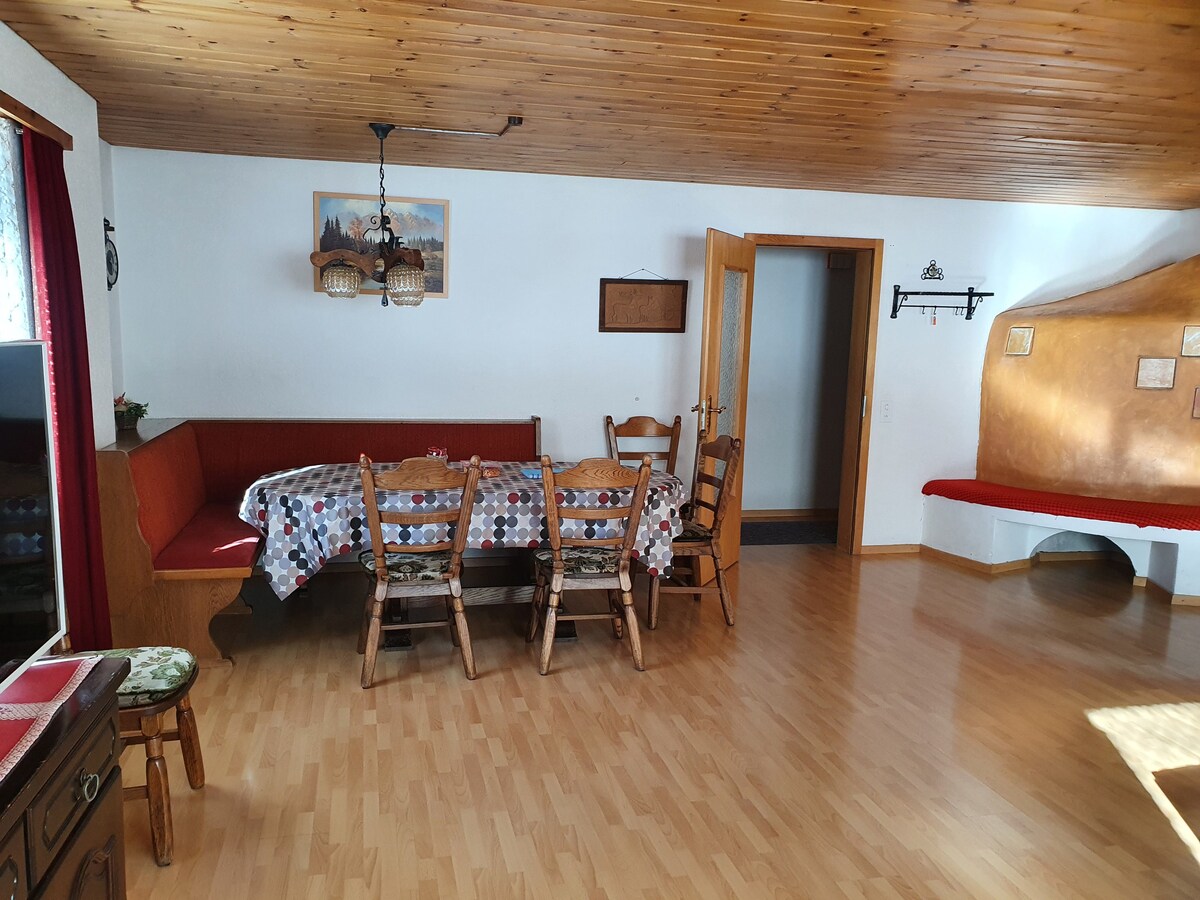 Large apartment with 2 double rooms (100m2)