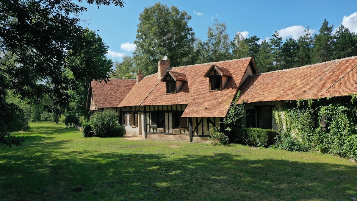 Domaine dans un écrin forestier sur 55 ha