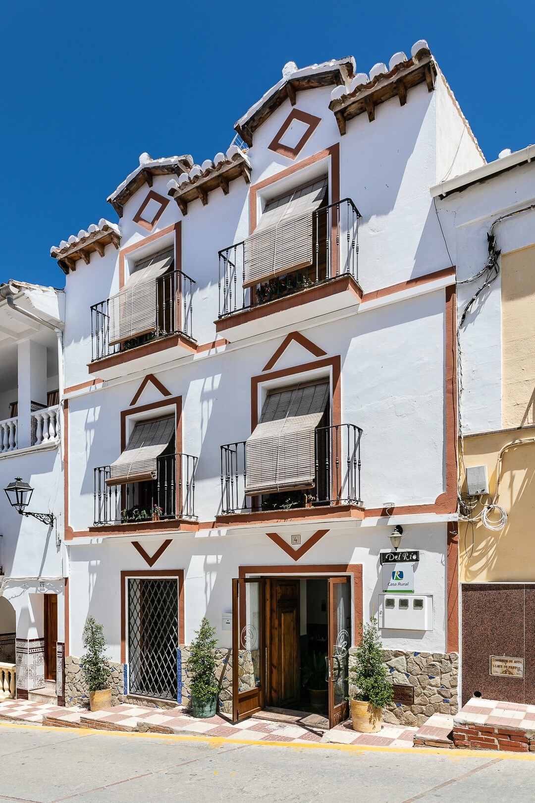 Casa Del Río Alozaina Málaga - Tulipán de Monte