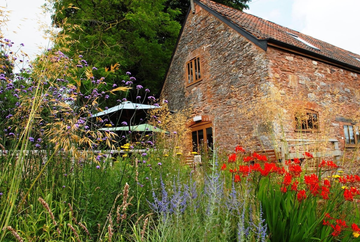 Quantock Hills Somerset上的谷仓改造