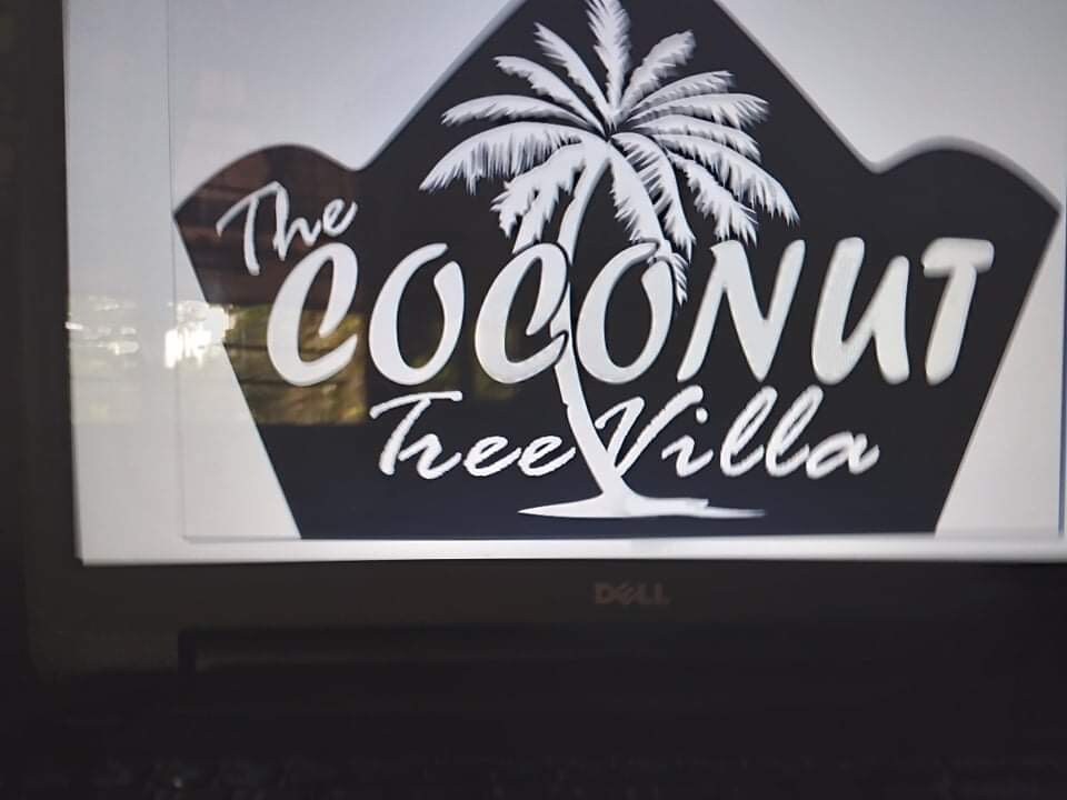 椰树别墅（ Coconut Tree Villa ）