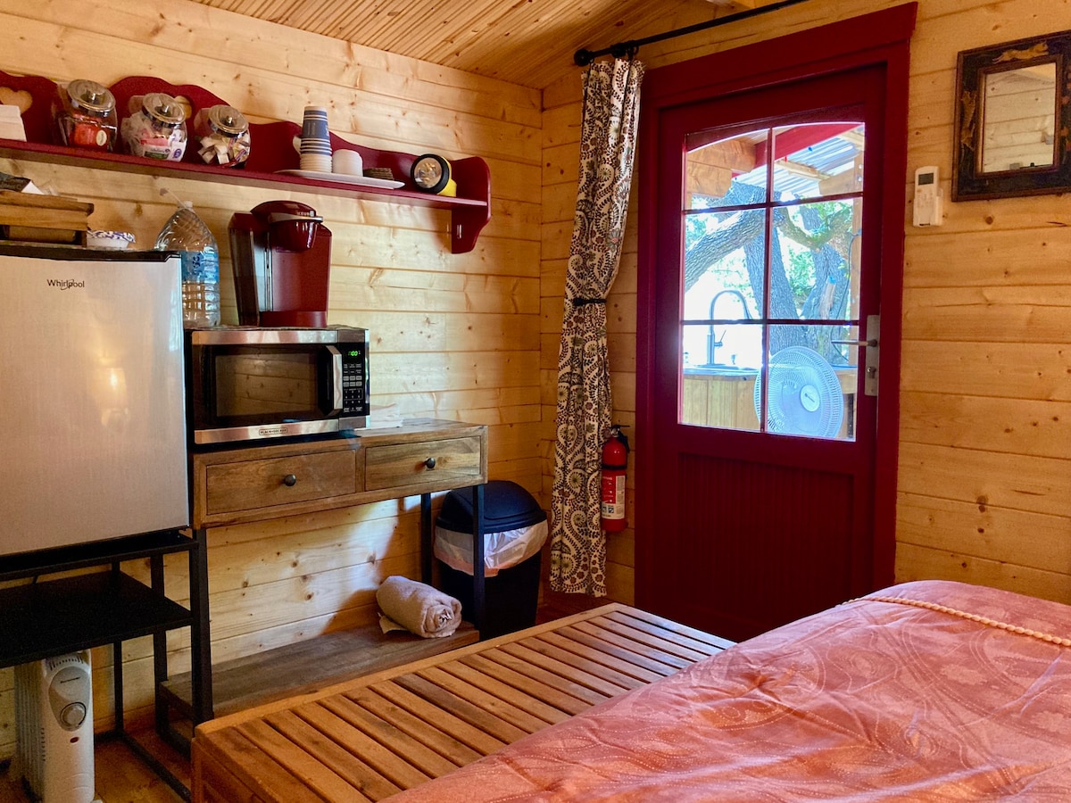 A Cozy Norwegian Wood Cabin - Redbird