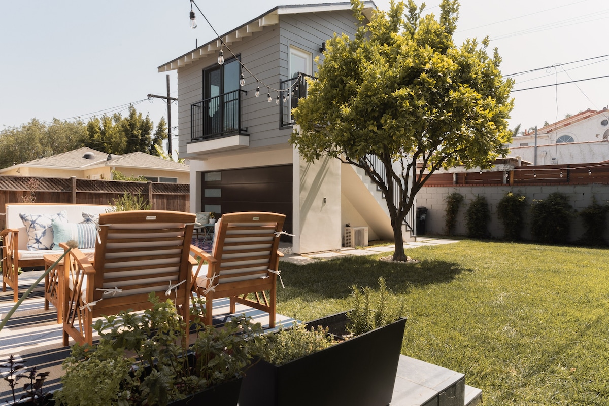 Elevated Garden Loft (Guest House) - Culver City