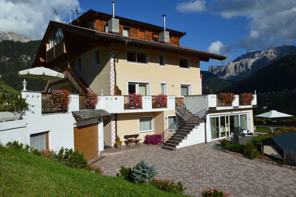 Apartment with veranda and panoramic balcony