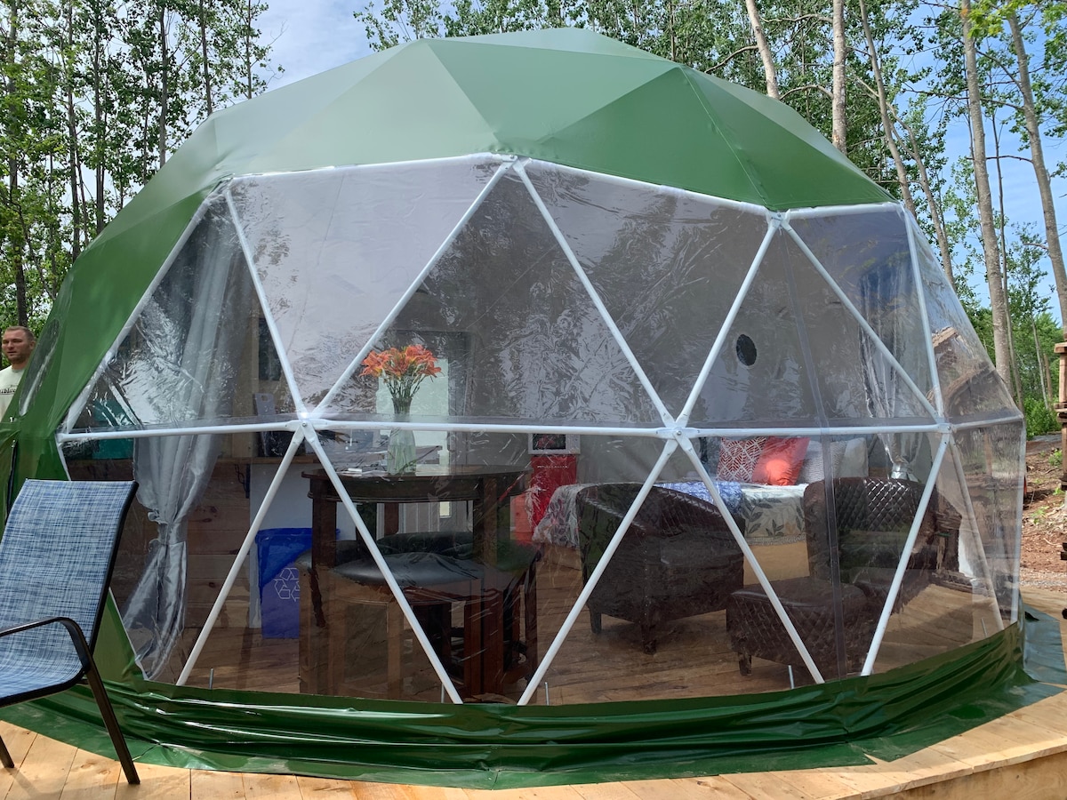 Geodesic Dome Hot Tub Retreat